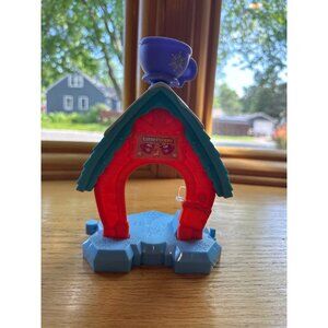 Fisher Price Disney Frozen Olafs Cocoa Cafe Playset With Blue Cup Accessory